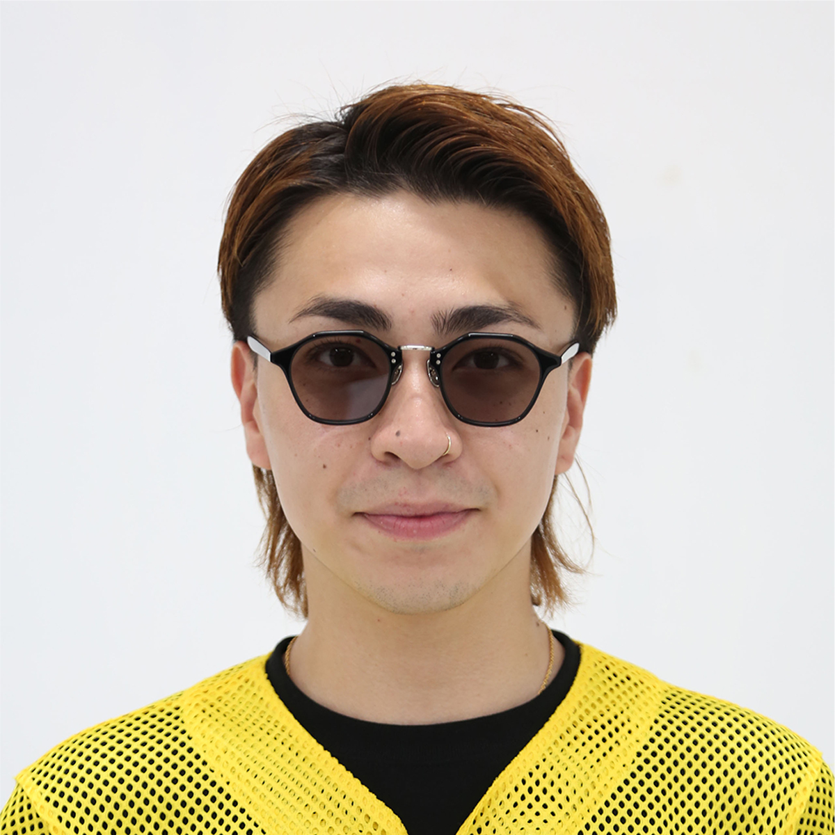 シャイニーブラック(ライトグレー) 47