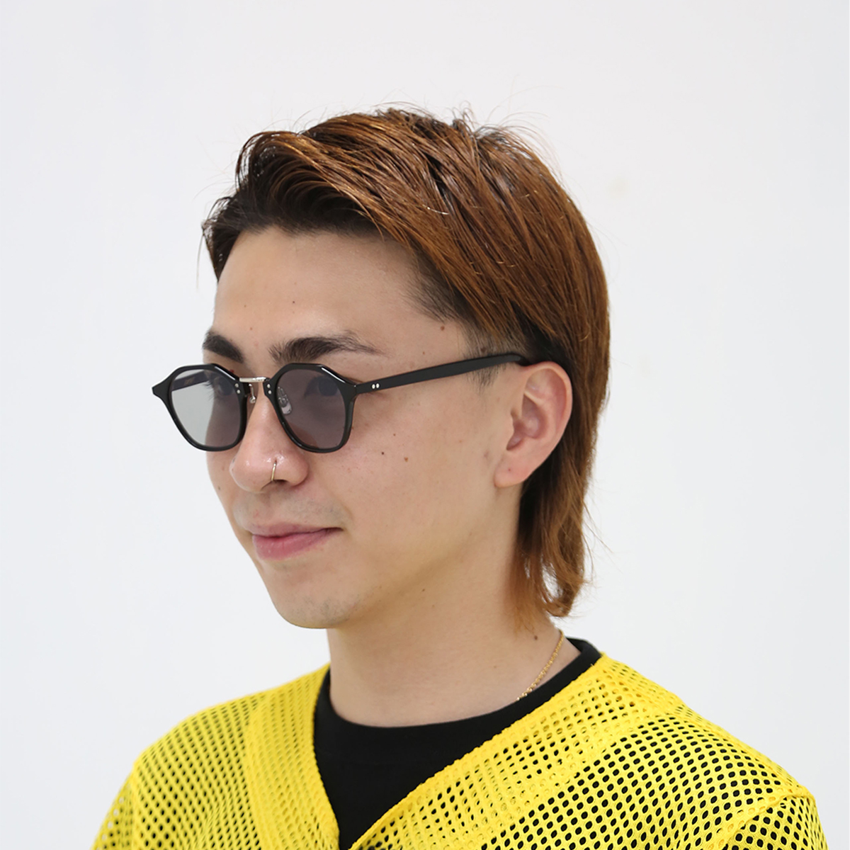 シャイニーブラック(ライトグレー) 47