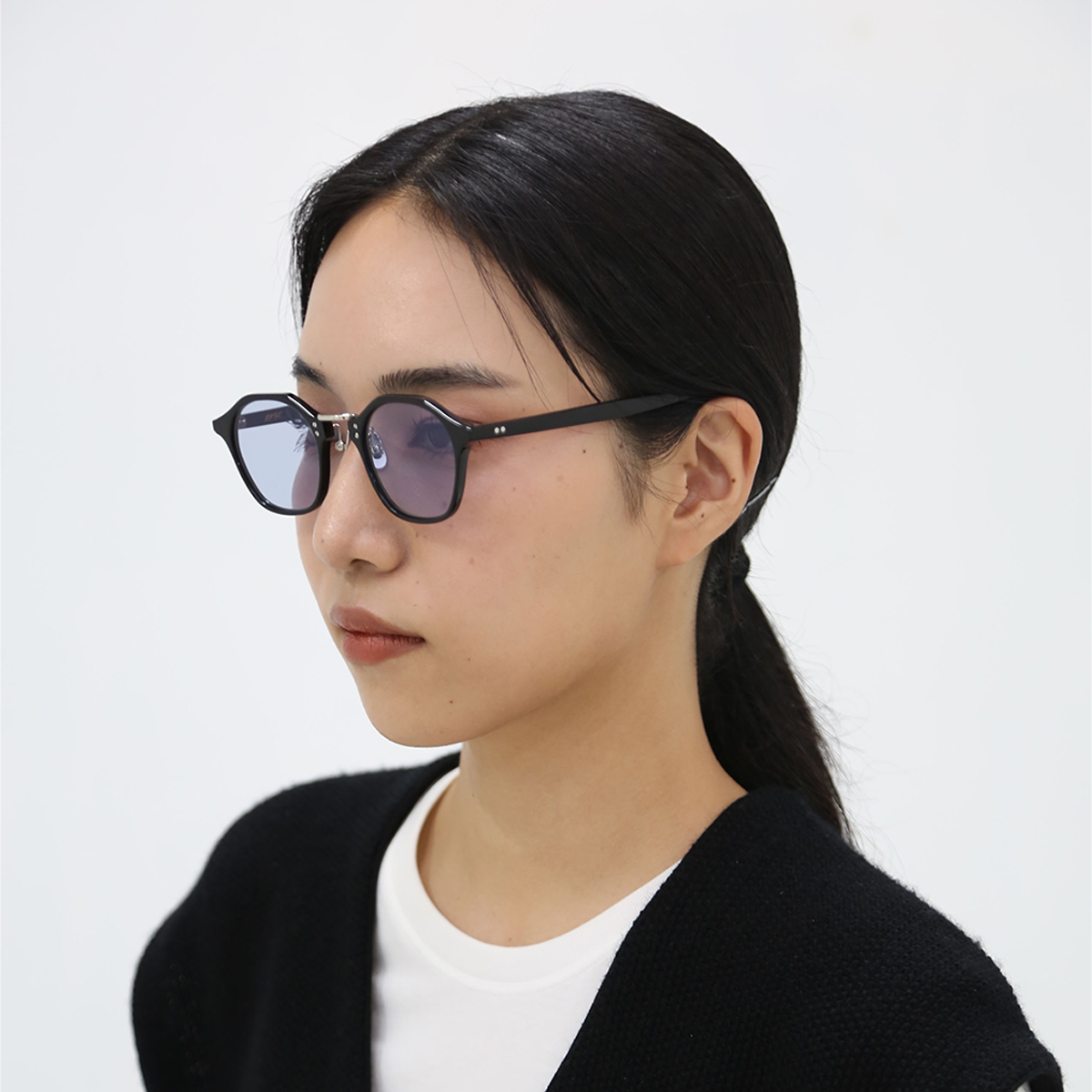 シャイニーブラック(ライトブルー) 47