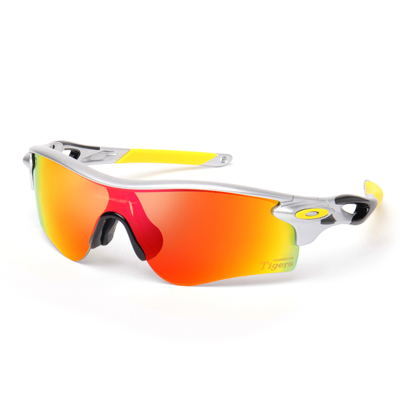 小物Oakley Radarlock オークリー　レーダーロック　限定モデル