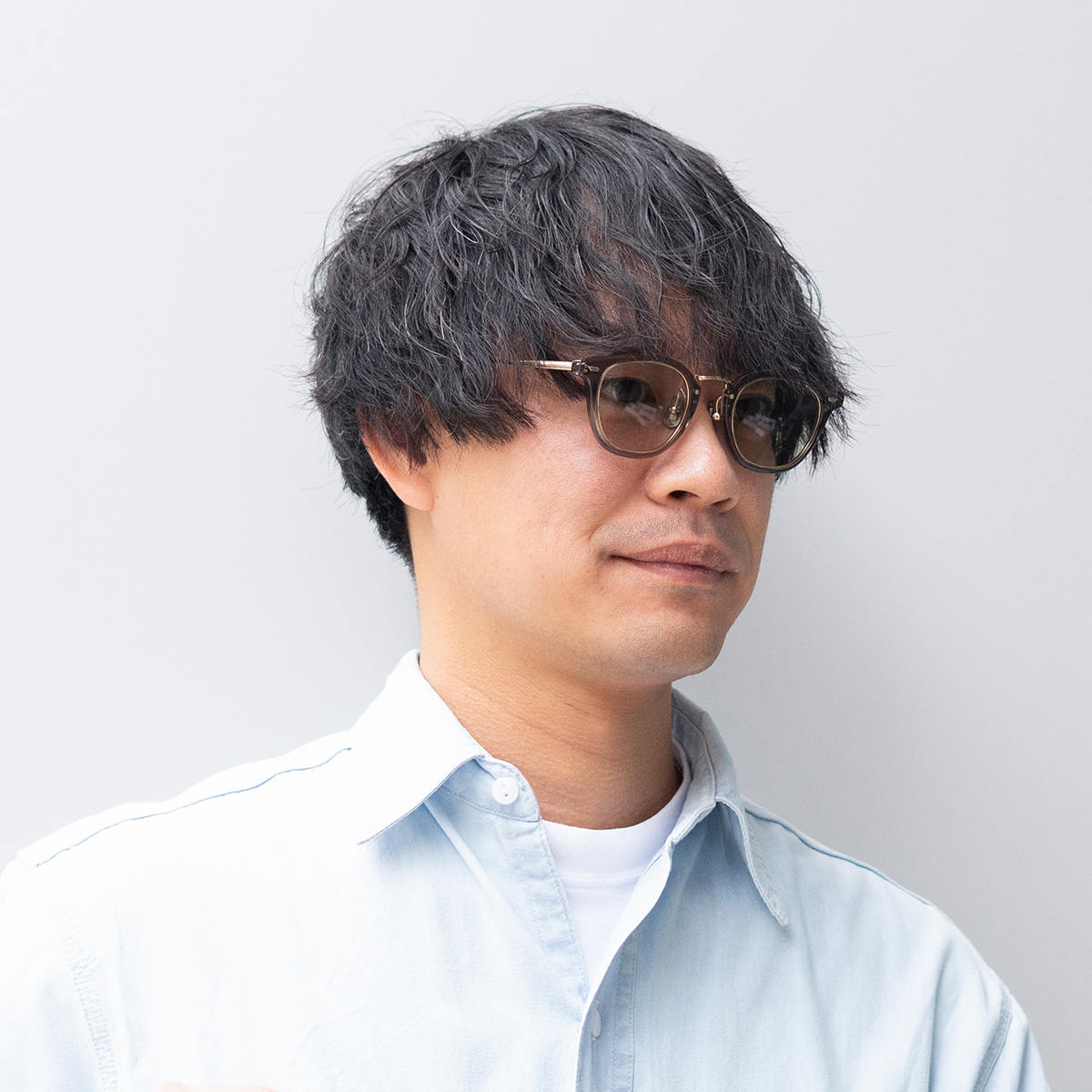 グレー/ホワイトゴールドマット(ライトグリーン)46