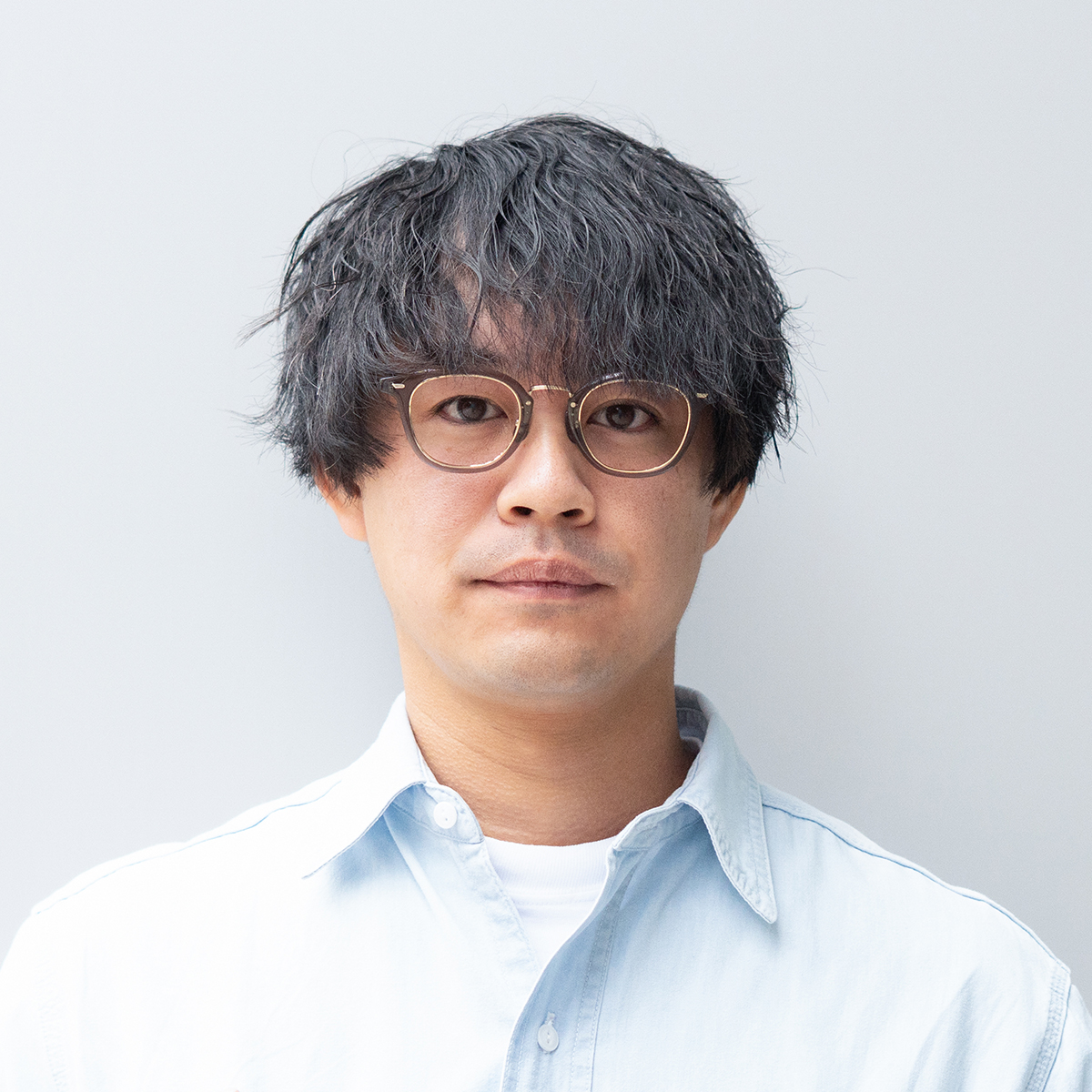 グレー/ホワイトゴールドマット 46