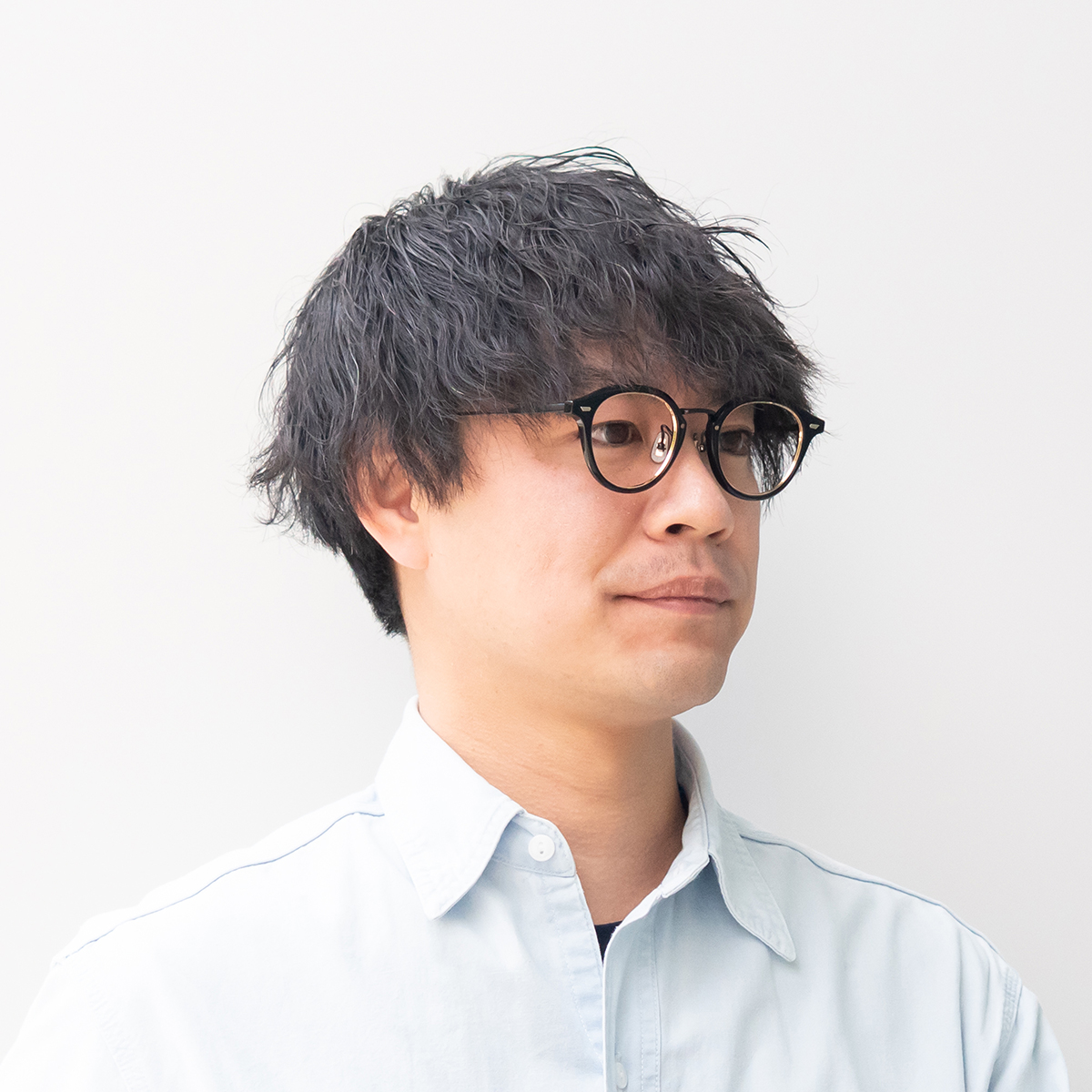 ブラック/ブラックマット 46